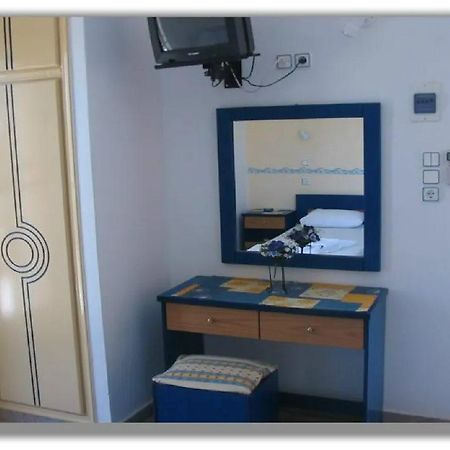 Christos Makrinos Rooms Αδάμας Εξωτερικό φωτογραφία