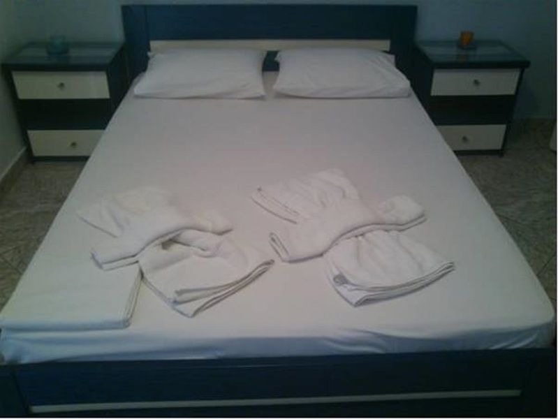 Christos Makrinos Rooms Αδάμας Εξωτερικό φωτογραφία